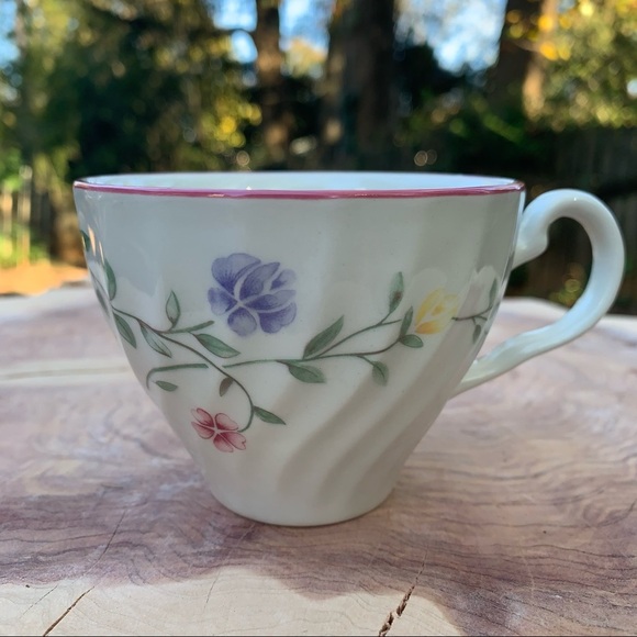6 X Johnson Brothers Summer Chintz tea coffer flat cups and saucers sets - Picture 9 of 14